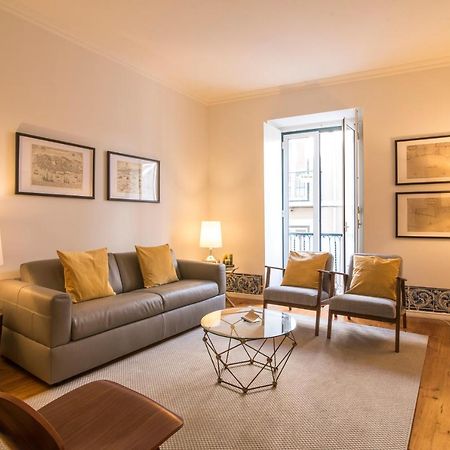 Center Apartment - Chiado - Heart Of Lisbon Bagian luar foto