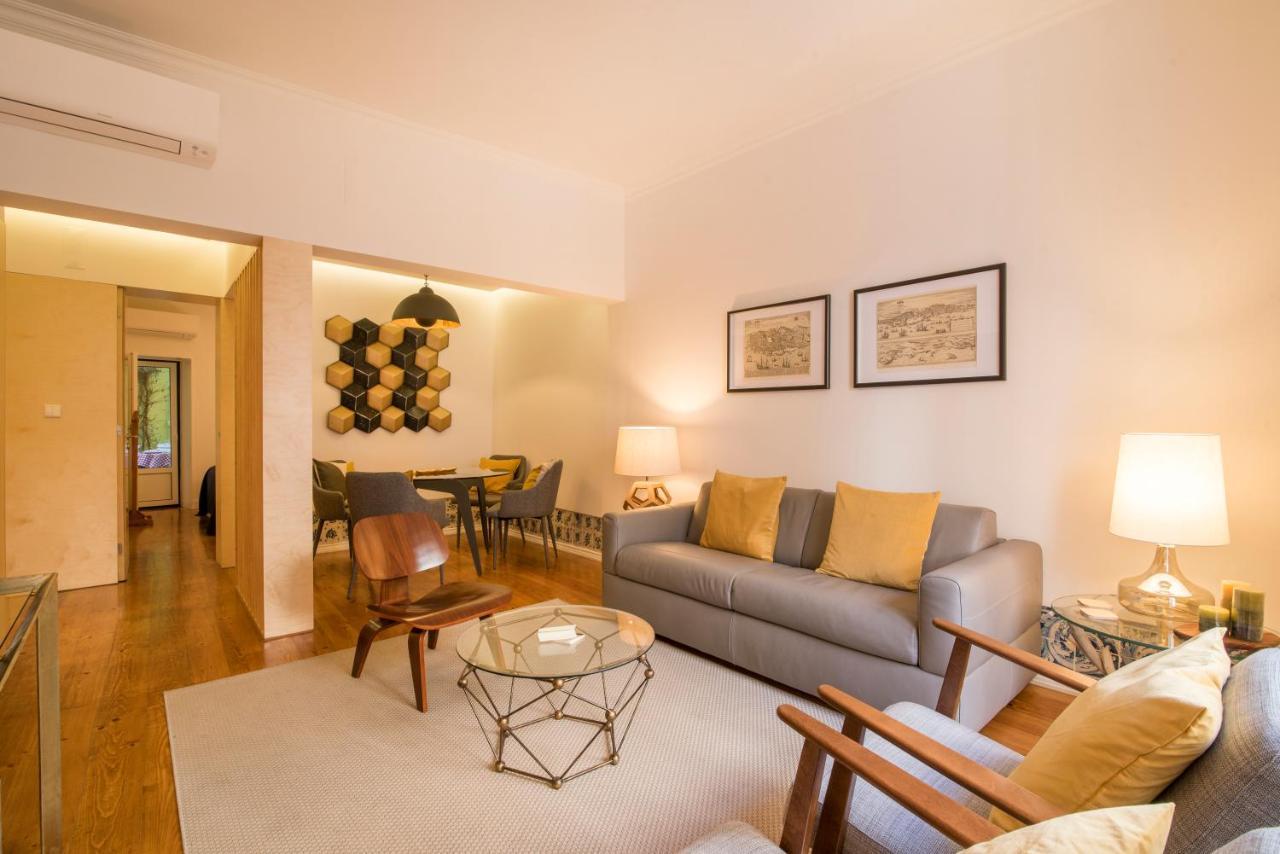 Center Apartment - Chiado - Heart Of Lisbon Bagian luar foto