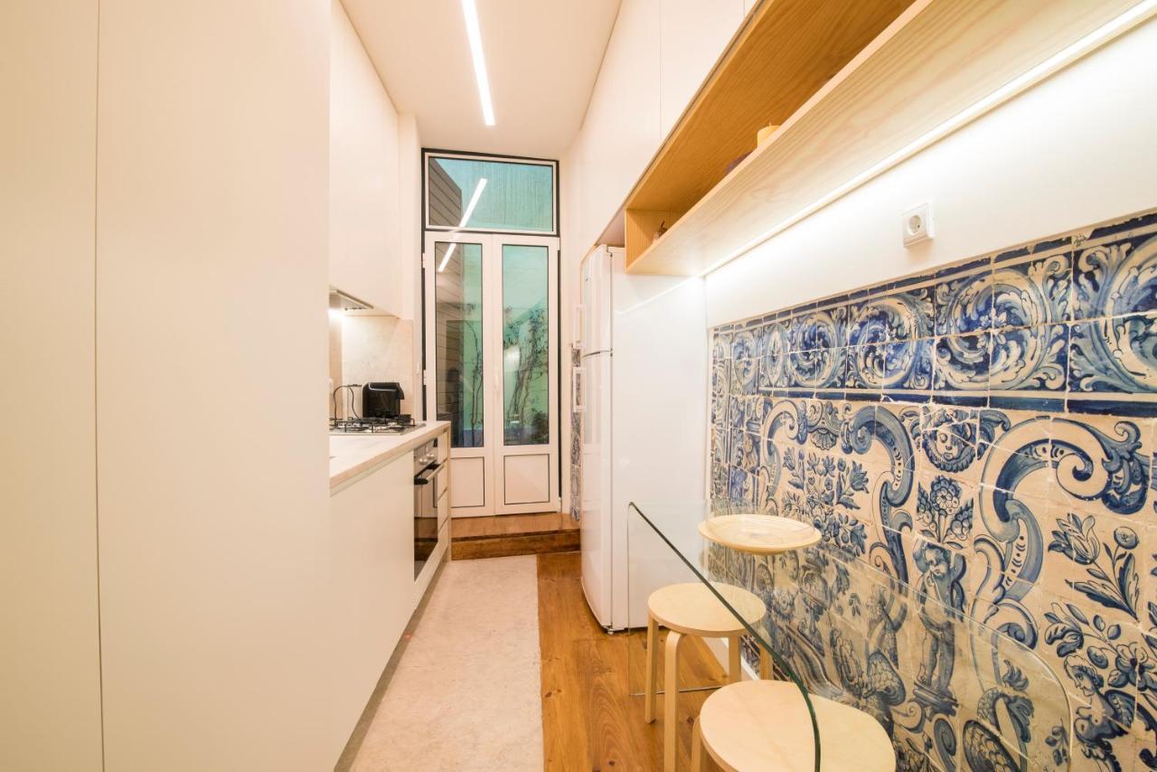Center Apartment - Chiado - Heart Of Lisbon Bagian luar foto